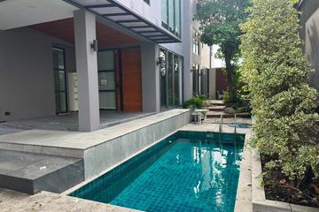 5 Bedroom House for Sale or Rent in Khlong Toei Nuea, Bangkok near MRT Sukhumvit