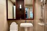 2 Bedroom Condo for rent in First Tower condominium, Khlong Toei Nuea, Bangkok near Airport Rail Link Makkasan