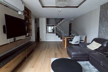 3 Bedroom Condo for rent in Belle Grand Rama 9, Huai Khwang, Bangkok near MRT Phra Ram 9