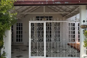 2 Bedroom House for sale in 