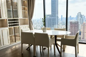 3 Bedroom Condo for rent in Celes Asoke,  near BTS Asoke