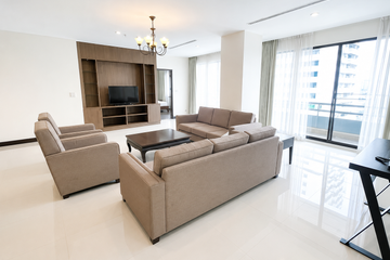 4 Bedroom Condo for rent in Khlong Tan Nuea, Bangkok