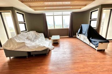 3 Bedroom Condo for rent in Crystal Garden,  near BTS Nana