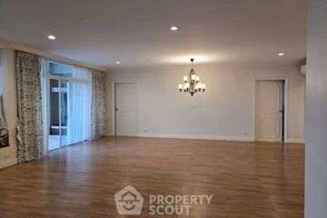 3 Bedroom Condo for sale in Royal Castle Pattanakarn, Suan Luang, Bangkok