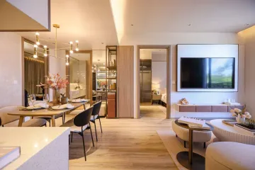 2 Bedroom Condo for sale in Arom Jomtien, 