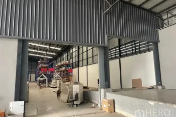 Warehouse / Factory for rent in 