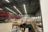 Warehouse / Factory for rent in 