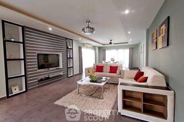 2 Bedroom Condo for sale in Tudor Court, Nong Prue, Chonburi