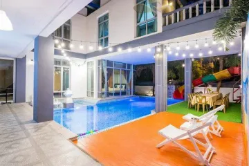 9 Bedroom Villa for rent in Nagawari Village, Na Jomtien, Chonburi