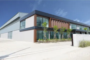 Warehouse / Factory for Sale or Rent in 