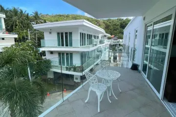 1 Bedroom Condo for sale in Kata Ocean View Condominium, Karon, Phuket