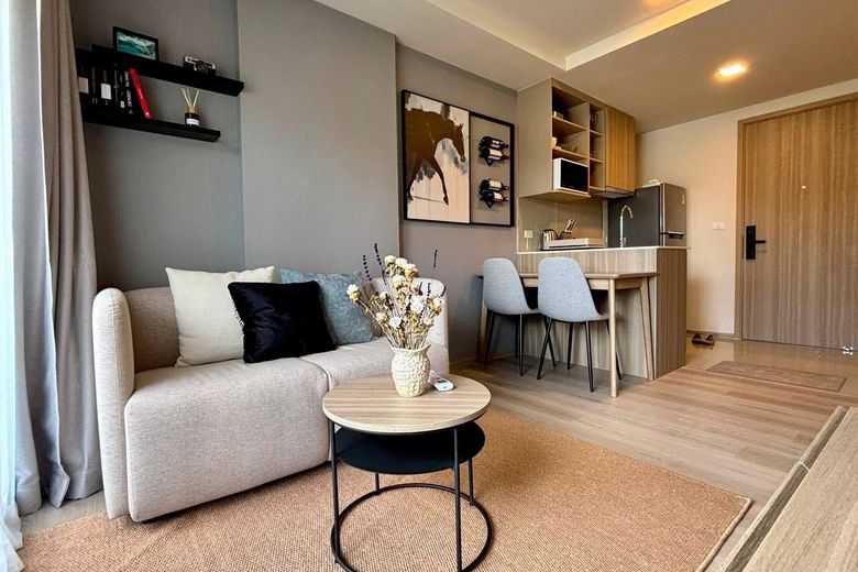 Condo For Rent