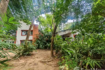 4 Bedroom House for sale in Chang Phueak, Chiang Mai