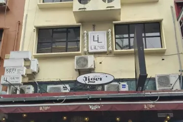 Commercial for rent in Khlong Tan Nuea, Bangkok