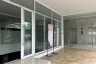 Commercial for rent in Khlong Tan Nuea, Bangkok