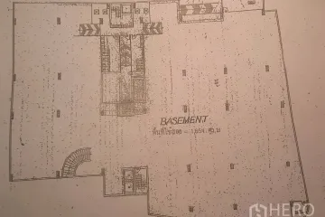 Commercial for rent in Khlong Tan Nuea, Bangkok