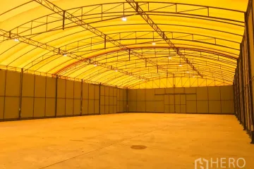 Warehouse / Factory for rent in Sam Sen Nok, Bangkok