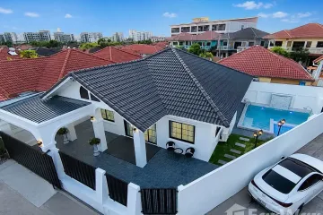 3 Bedroom House for sale in Eakmongkol Village 3, Nong Prue, Chonburi