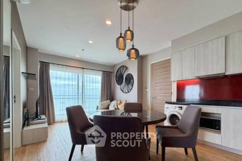 2 Bedroom Condo For Rent