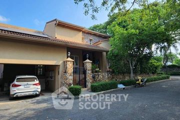 3 Bedroom House for sale in Silk Road Place, Huai Yai, Chonburi