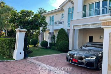 3 Bedroom Townhouse for rent in The Metro Rama 9, Prawet, Bangkok