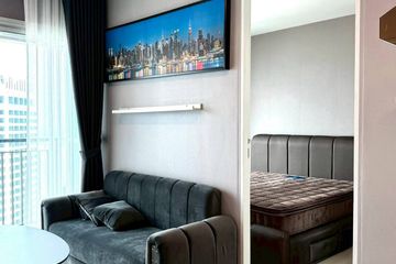 2 Bedroom Condo for rent in Life Ratchadapisek, Huai Khwang, Bangkok near MRT Huai Khwang