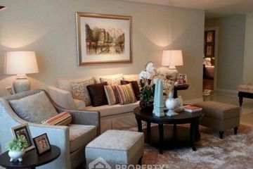 3 Bedroom Apartment for rent in Oakwood Residence, Khlong Tan Nuea, Bangkok