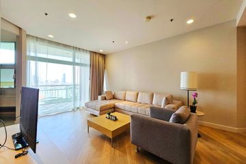 3 Bedroom Condo for rent in Wat Phraya Krai, Bangkok