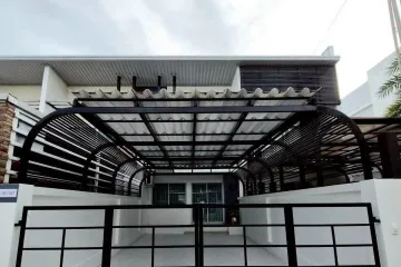 2 Bedroom Townhouse for sale in Nong Prue, Chonburi