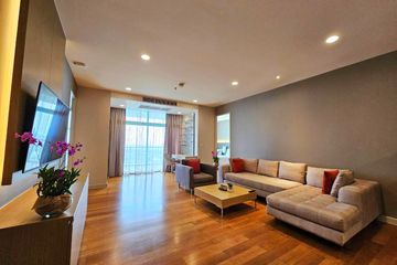 2 Bedroom Condo for rent in Wat Phraya Krai, Bangkok