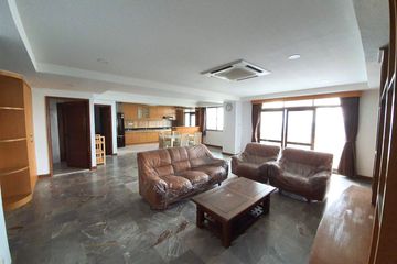 3 Bedroom Condo for rent in Khlong Tan Nuea, Bangkok near BTS Phrom Phong