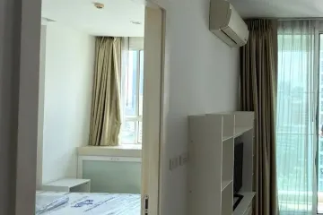 1 Bedroom Condo for rent in TC Green, Huai Khwang, Bangkok near MRT Phetchaburi