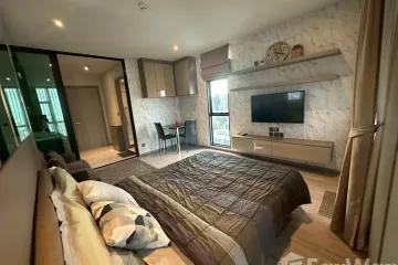 Condo for sale in RHYTHM Ekkamai, Khlong Tan Nuea, Bangkok near BTS Ekkamai