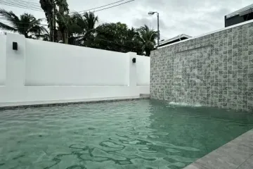 4 Bedroom Villa for sale in Bang Lamung, Chonburi