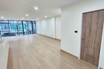 3 Bedroom Townhouse for sale in NIRVANA BEYOND RAMA 9-RAMKHAMHAENG, Suan Luang, Bangkok near MRT Ramkhamhaeng 12