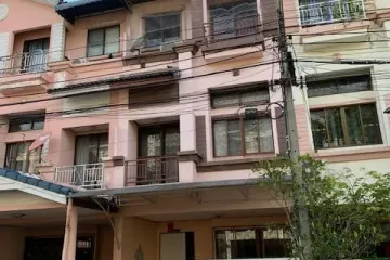 3 Bedroom Townhouse for Sale or Rent in Baan Klang Muang Ladprao 71, Lat Phrao, Bangkok