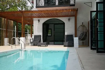 4 Bedroom Villa for rent in Baan Suan Klang Wiang, Nong Pa Khrang, Chiang Mai