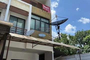 3 Bedroom Townhouse for rent in Sixnature Watcharapol, Tha Raeng, Bangkok near MRT Vatcharaphon