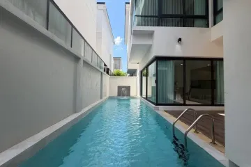 3 Bedroom House for rent in The Glamor Ekkamai-Praditmanutham, Khlong Chaokhun Sing, Bangkok near MRT Lat Phrao 83