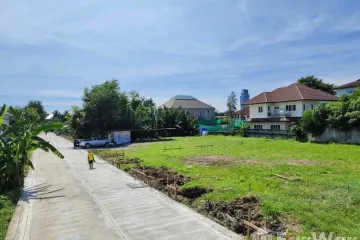 Land for sale in Bang Chak, Bangkok near BTS Punnawithi