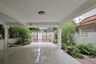 5 Bedroom House for rent in Khlong Toei Nuea, Bangkok near MRT Sukhumvit