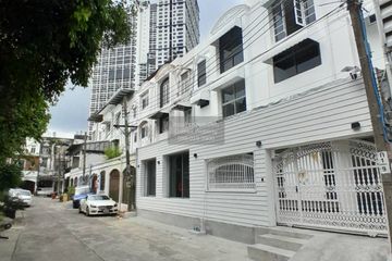 8 Bedroom House for sale in Bang Kapi, Bangkok near MRT Pradit Manutham