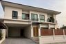 4 Bedroom House for sale in Bang Phlat, Bangkok near MRT Sirindhorn