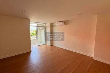 1 Bedroom Condo for sale in Baan Ratchayothin, Chan Kasem, Bangkok