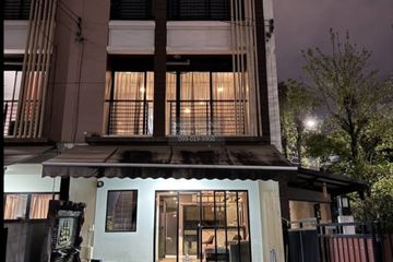 3 Bedroom Townhouse for rent in Baan Klang Muang Kalpapruek, Bang Wa, Bangkok