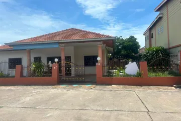 3 Bedroom House for sale in Eakmongkol Village 4, Nong Prue, Chonburi