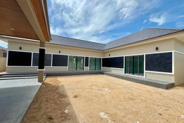 3 Bedroom House for sale in Pong, Chonburi