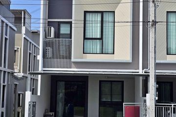 3 Bedroom Townhouse for sale in Timehome 62, Dokmai, Bangkok