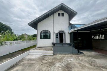 5 Bedroom House for rent in Wat Ket, Chiang Mai