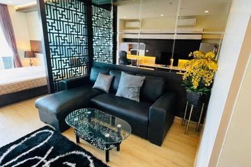 1 Bedroom Condo for rent in Sky Walk Condominium, Phra Khanong Nuea, Bangkok near BTS Phra Khanong